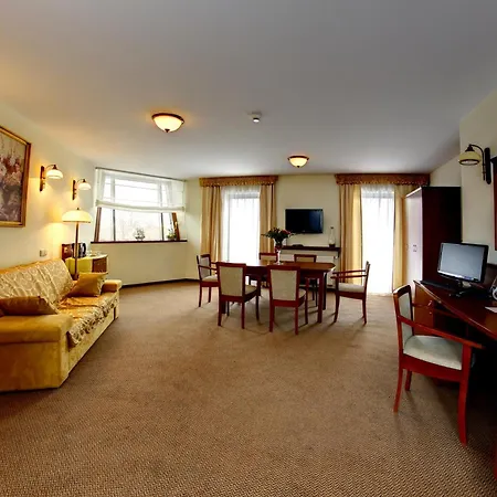 Great Polonia Conrad 4*