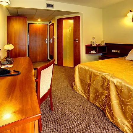 Great Polonia Conrad Hotel 4*