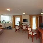 Great Polonia Conrad 4* Krasków
